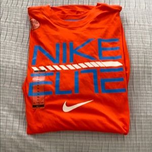 Orange Nike elite T